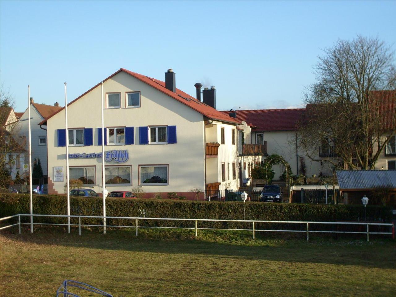 Hotel-Restaurant Froehlich Kaiserslautern Exterior photo